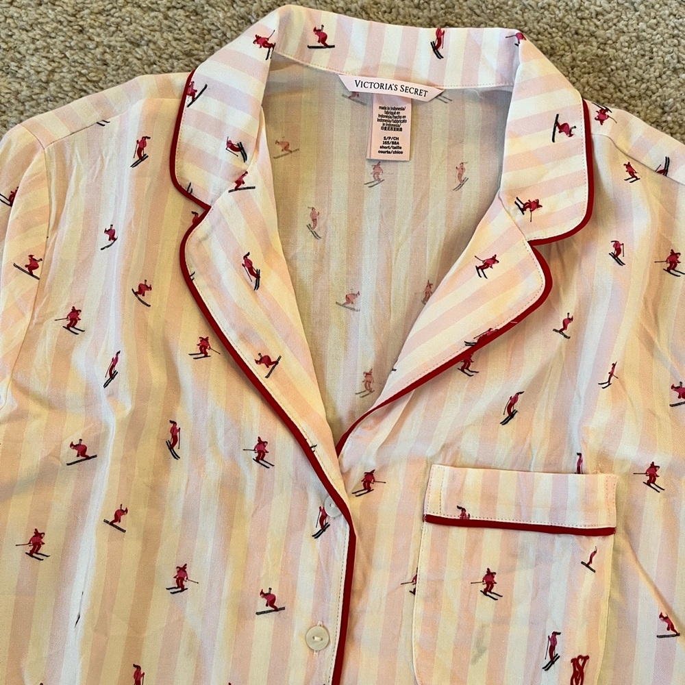 Victoria’s Secret Flannel Pajama Set - Picture 5 of 9